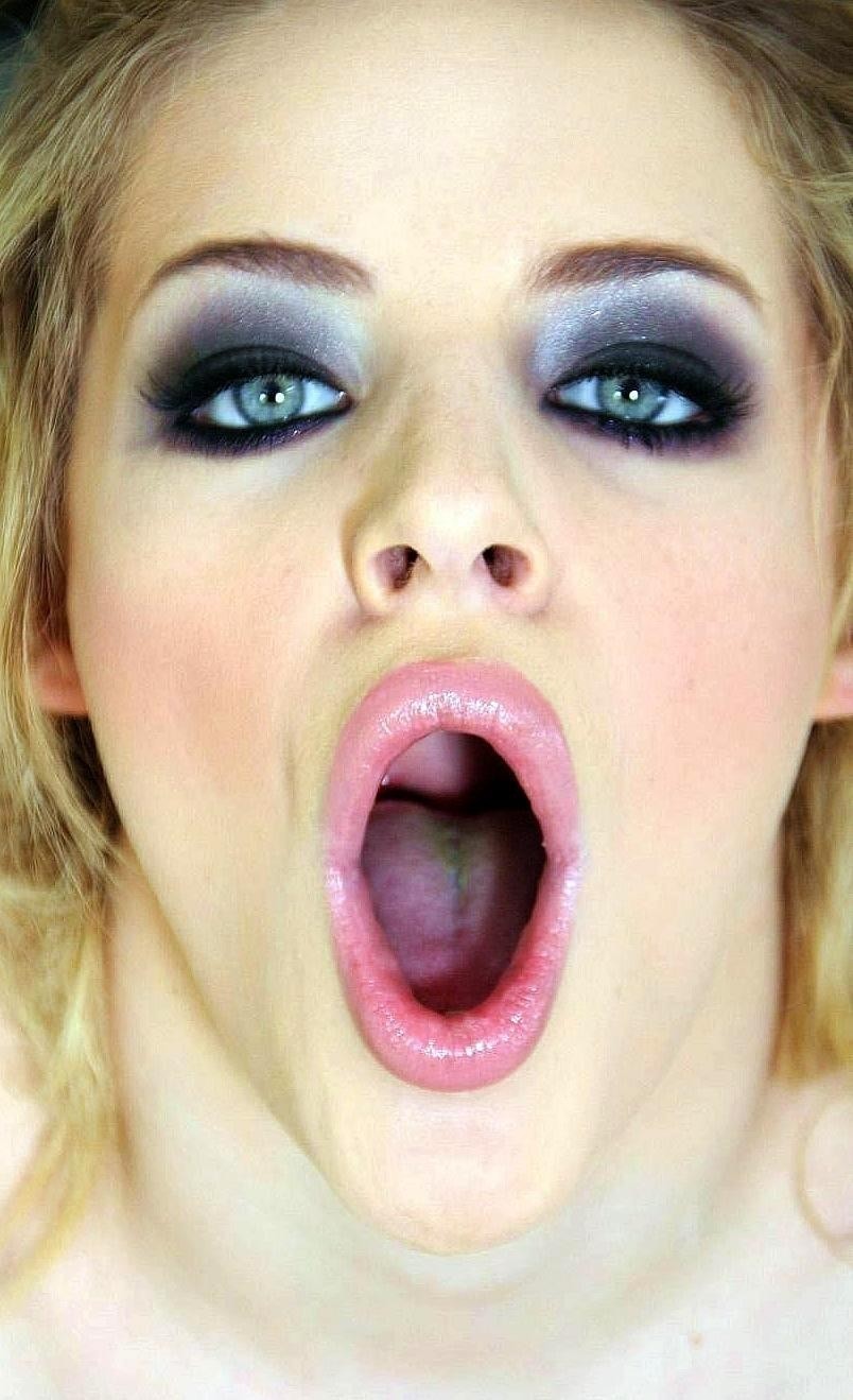 Gorgeous sluts sucking cocks set by ‘Always Deep Throat’
