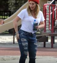 Hilary Duff Playground Pokies