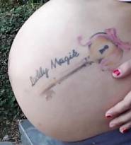Pregnant latina teen show her belly
